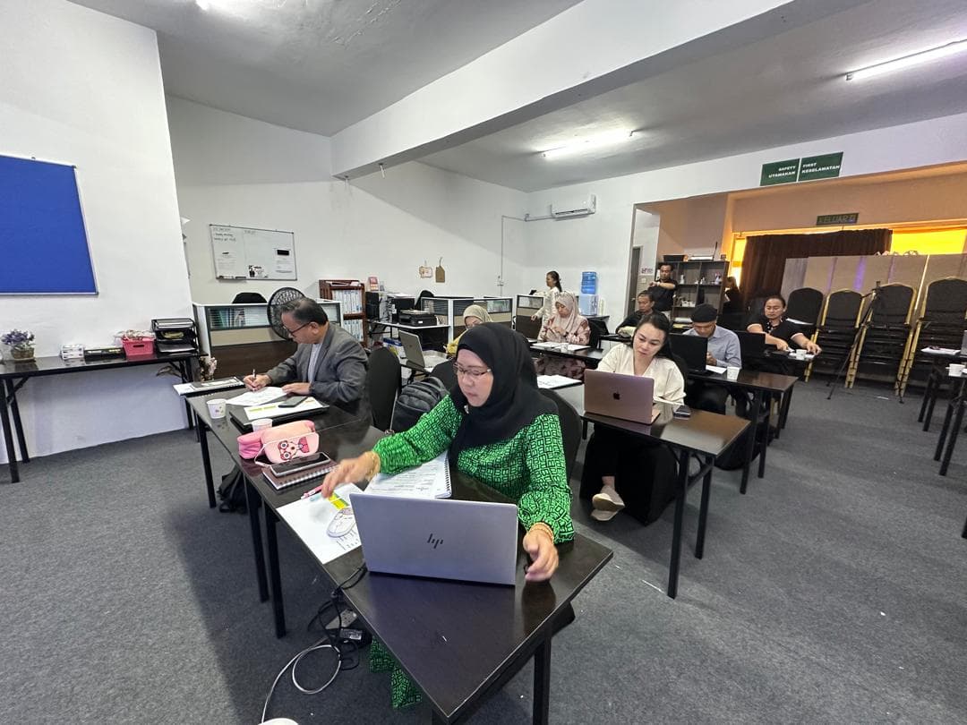 Aktiviti latihan Upskill Academy 2